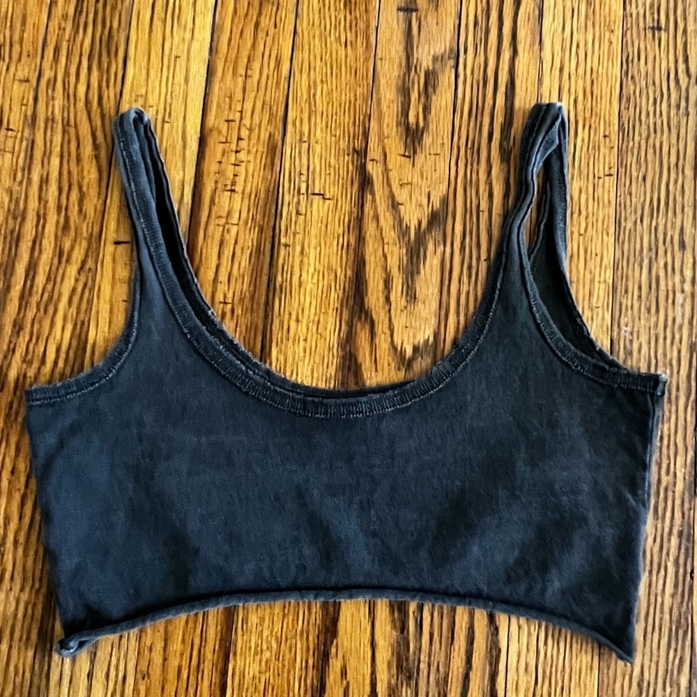 JOAH BROWN - sporty crop